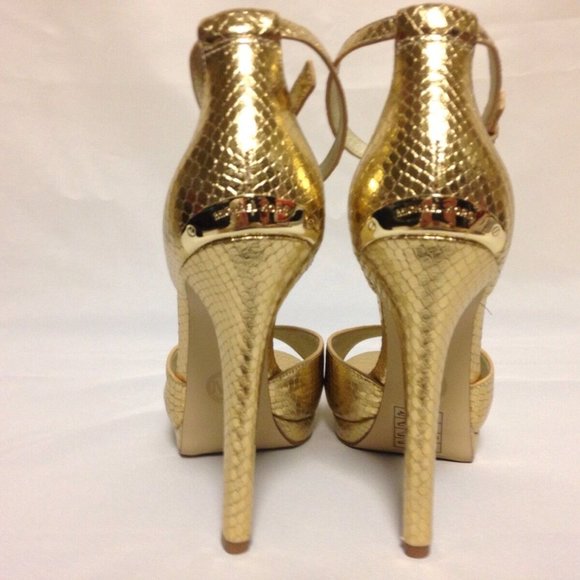 NWT Michael Kors Brenna platform - Picture 7 of 7